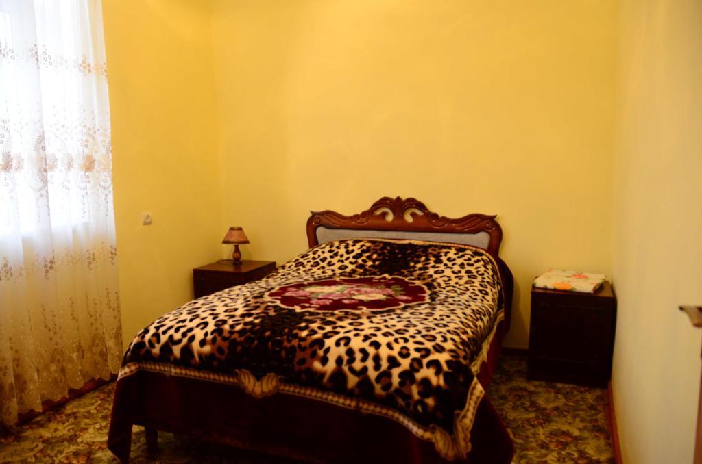 Barseghyan'S Guest House Vardenis Ngoại thất bức ảnh