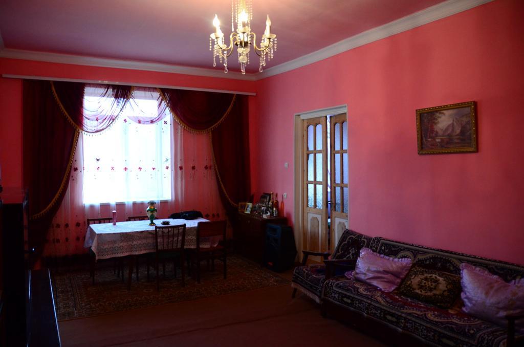 Barseghyan'S Guest House Vardenis Ngoại thất bức ảnh