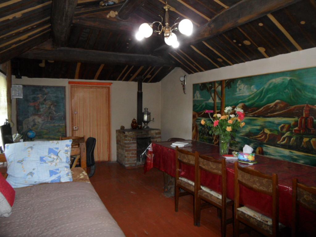 Barseghyan'S Guest House Vardenis Ngoại thất bức ảnh