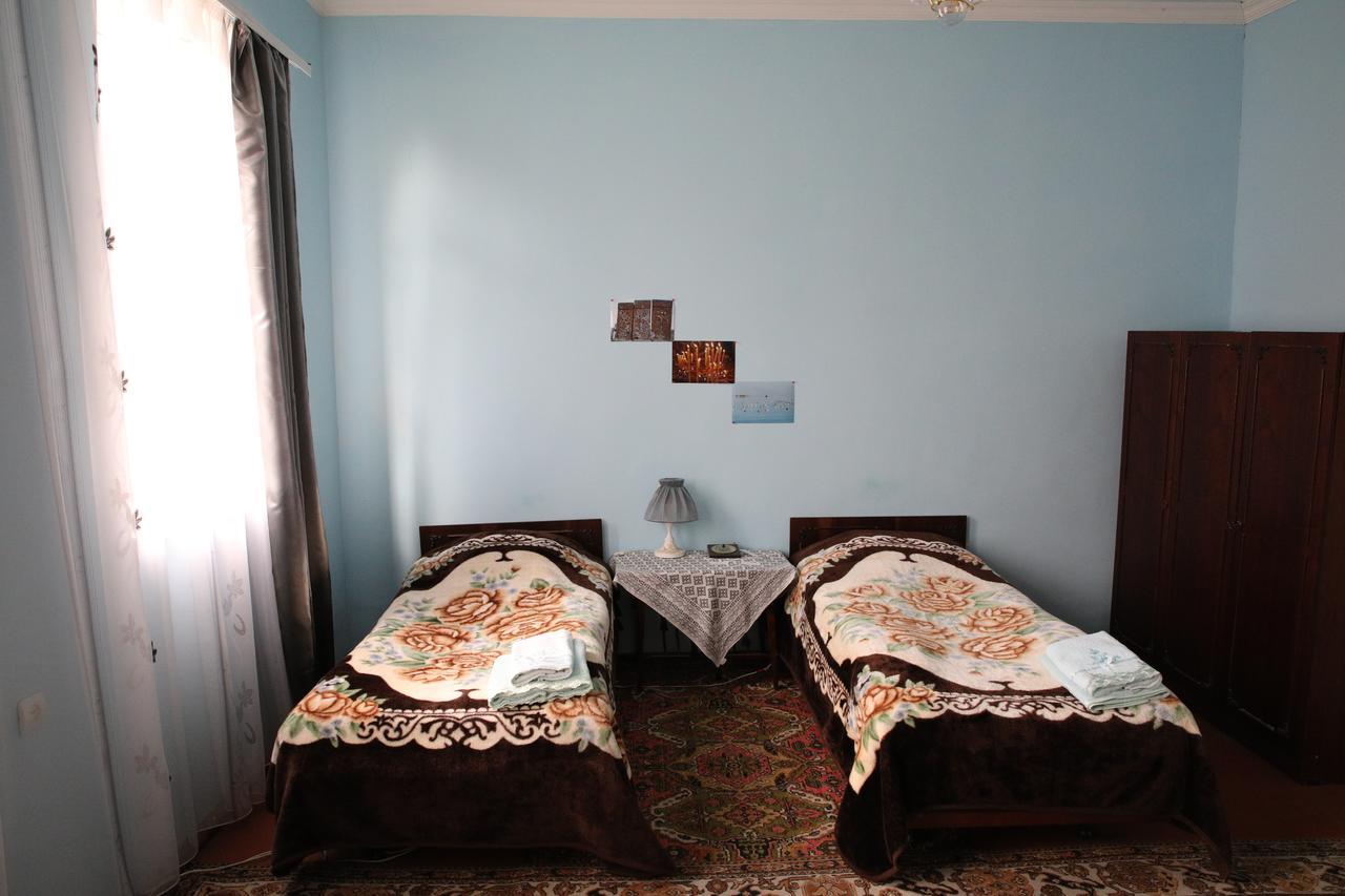 Barseghyan'S Guest House Vardenis Ngoại thất bức ảnh