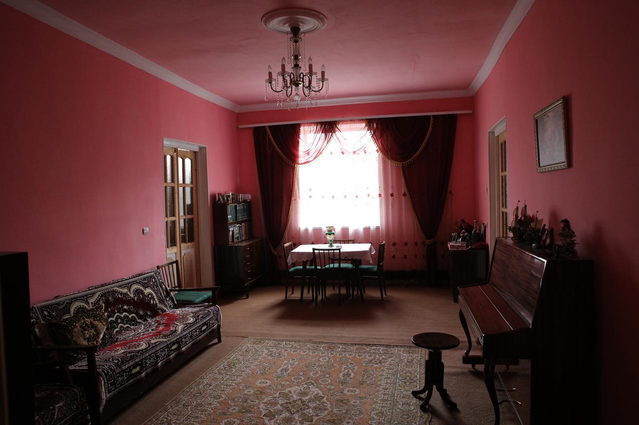 Barseghyan'S Guest House Vardenis Ngoại thất bức ảnh