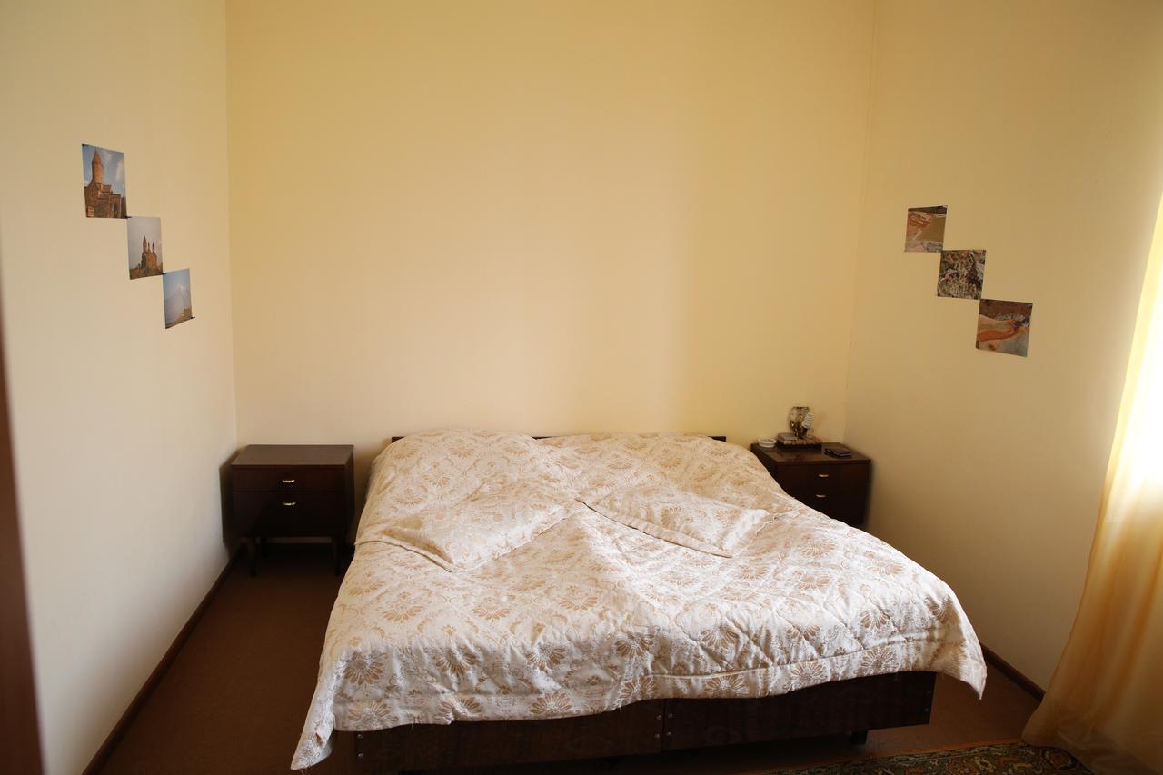 Barseghyan'S Guest House Vardenis Ngoại thất bức ảnh